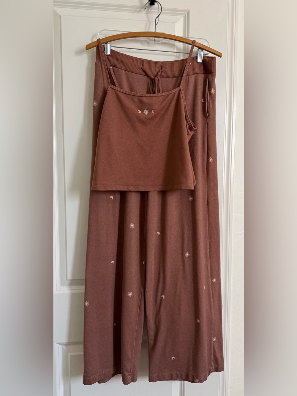 Gilly Hicks cozy wide leg pants tank top lounge/pajamas set sun moon stars